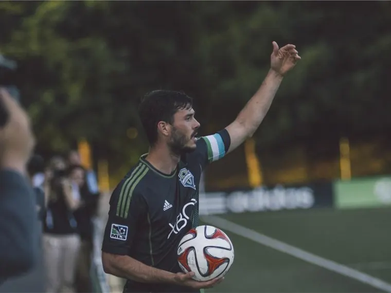 Homem com bola